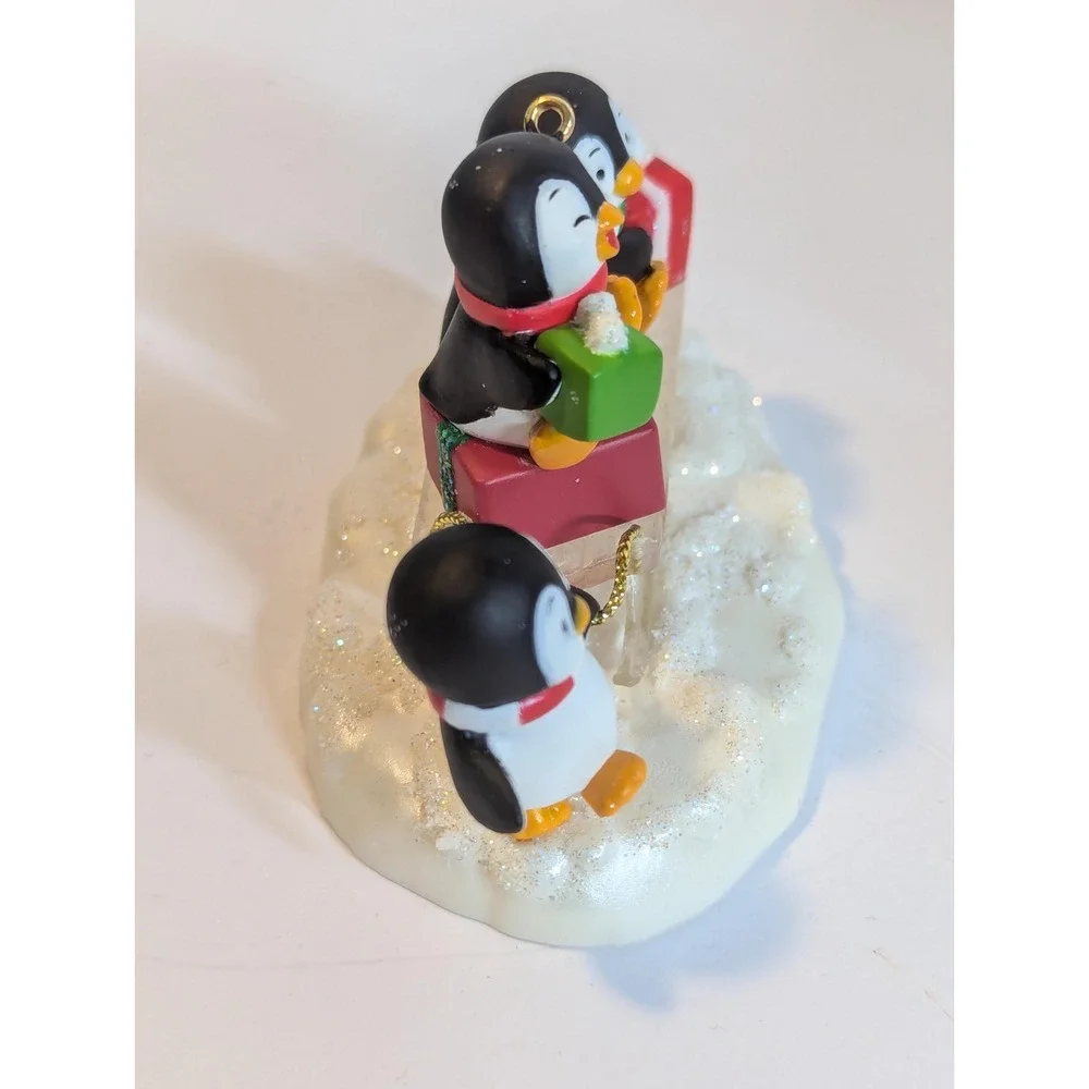 Hallmark 2019 Sledding Shenanigans - Repaint - KOC‎ Event Exclusive -
